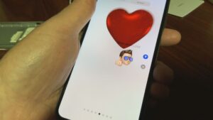 emoji text message in iPhone